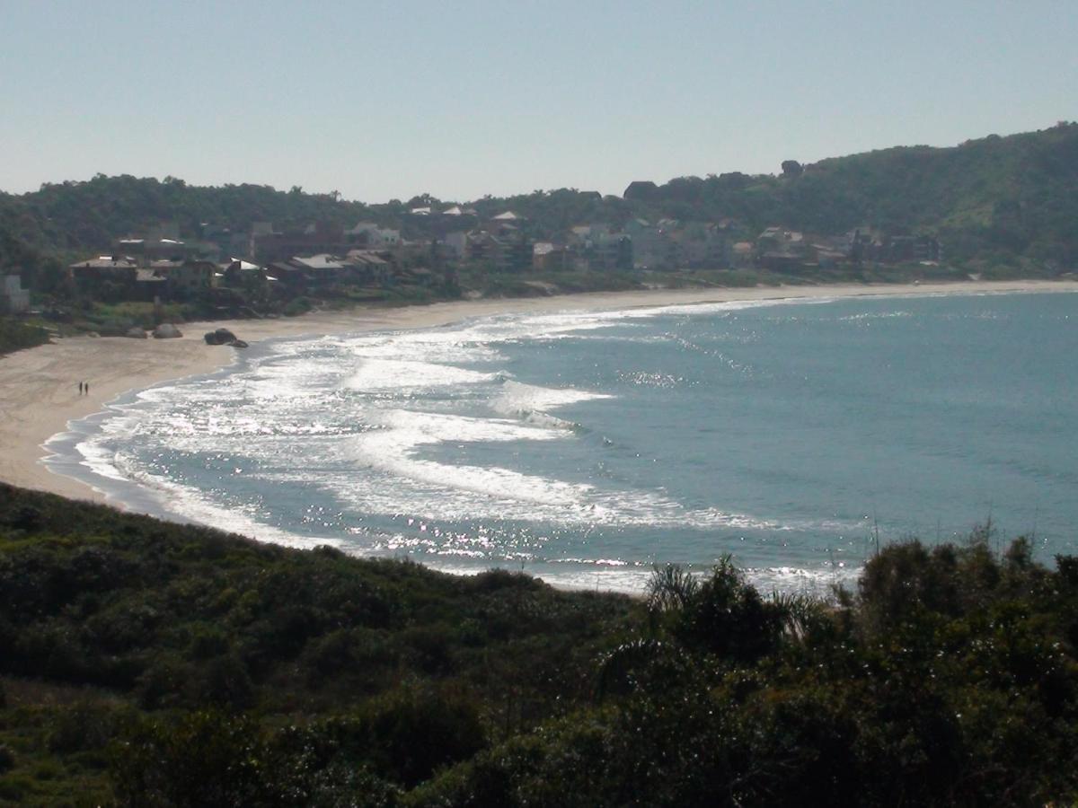 Praia De 4 Ilhas Apartamento De 1 Quarto A 60M Praia Com Vista 봄비나스 외부 사진