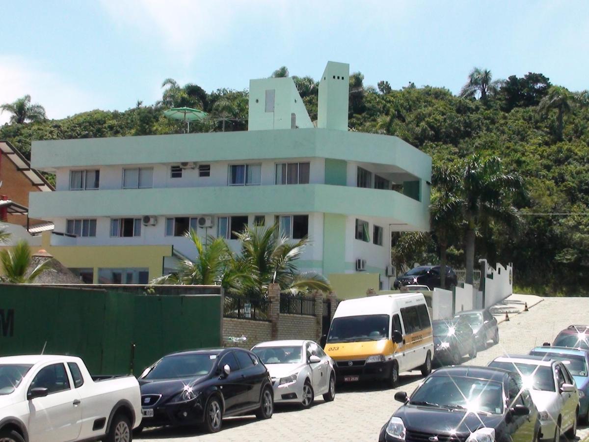Praia De 4 Ilhas Apartamento De 1 Quarto A 60M Praia Com Vista 봄비나스 외부 사진