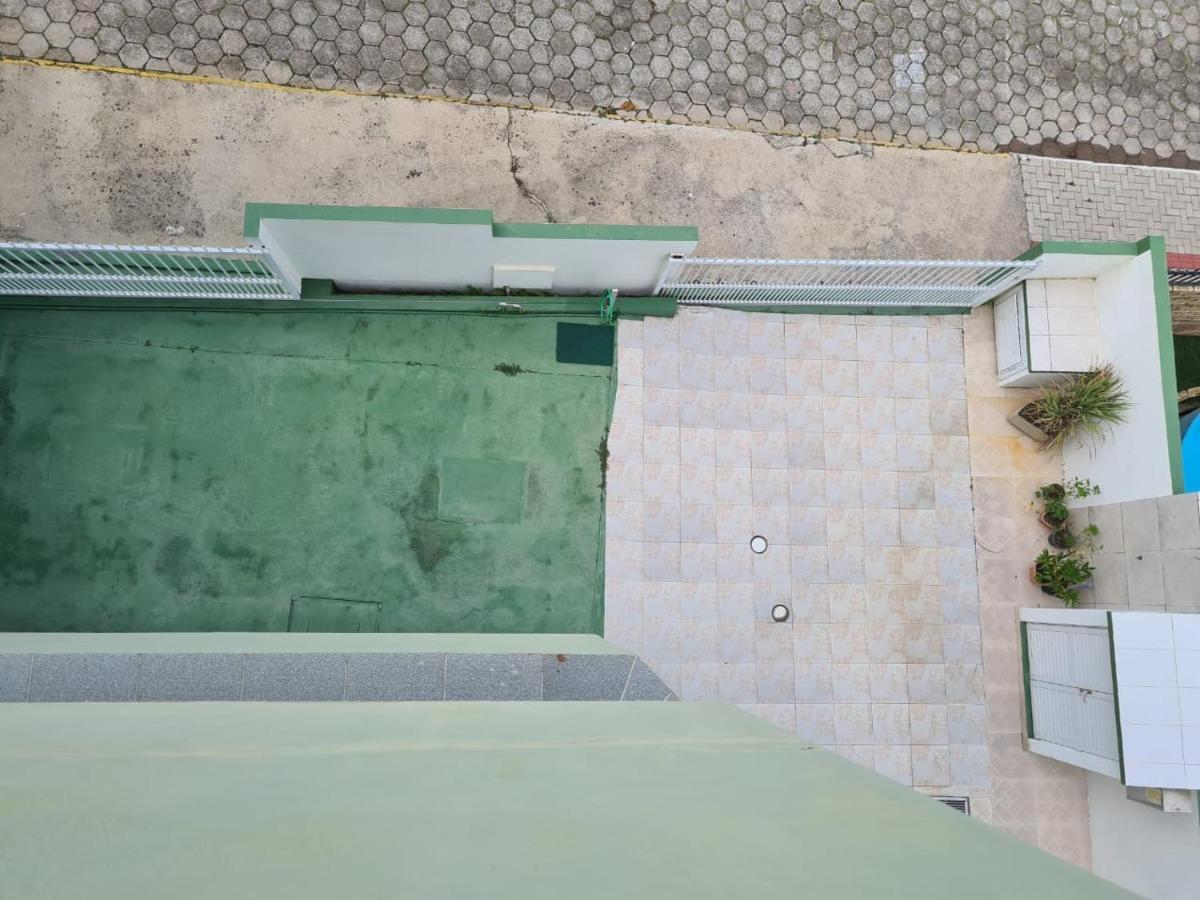 Praia De 4 Ilhas Apartamento De 1 Quarto A 60M Praia Com Vista 봄비나스 외부 사진