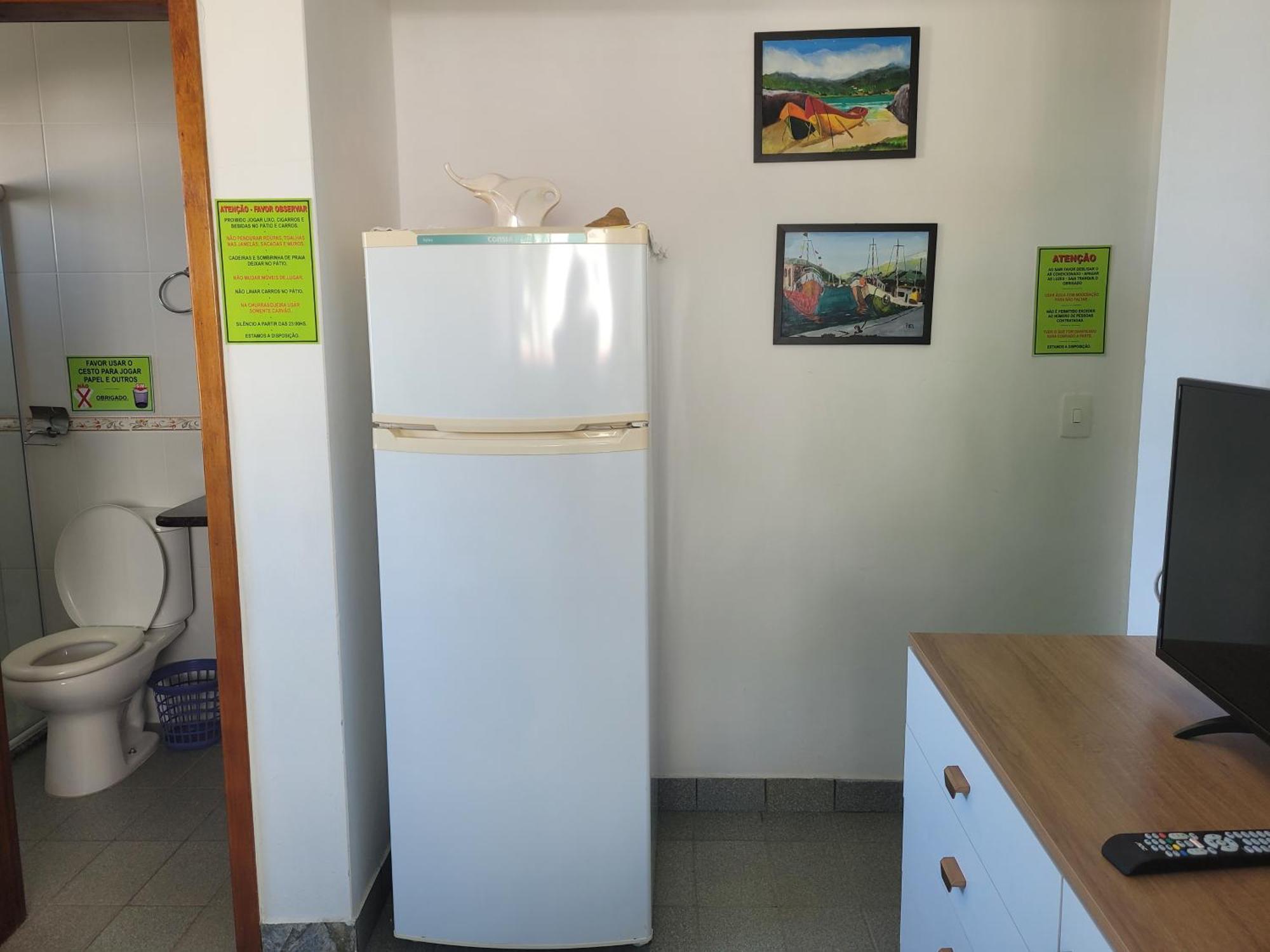 Praia De 4 Ilhas Apartamento De 1 Quarto A 60M Praia Com Vista 봄비나스 외부 사진